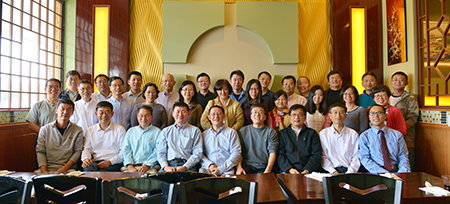 汪俊博士（1排左4），，，，，梁贵柏博士（1排左1），，，，，孙勇奎院士（1排左2），，，，，李才博士（1排中），，，，，王建锋博士（1排右1），，，，，刘建博士（1排右4），，，，，杨立虎博士（2排左1），，，，，蔡天权博士（2排左2），，，，，刘雯颖博士（2排右3）等专家合影留念