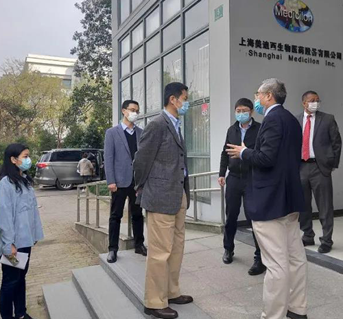 上海市委常委、副市长吴清一行调研米乐YY易游张江园区