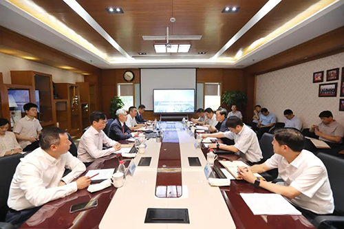 上海市委常委、浦东新戋戋委书记翁祖亮调研米乐YY易游生物医药