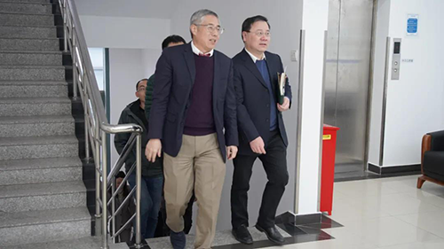 上海市浦东新区政府副区长吴强等调研米乐YY易游生物医药