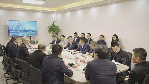 十二届天下政协副主席马培华、中国中小商业企业协会信用会长董树奎一行人莅临米乐YY易游